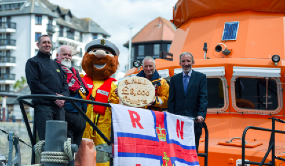 Tesco Plymouth teams up with Rowe’s Cornish Bakers to celebrate RNLI